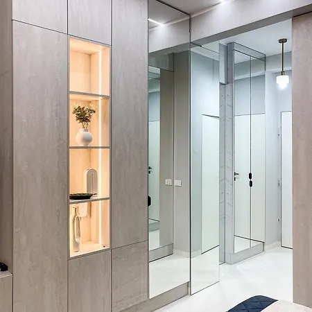 Qult - Aventus Apartament *
